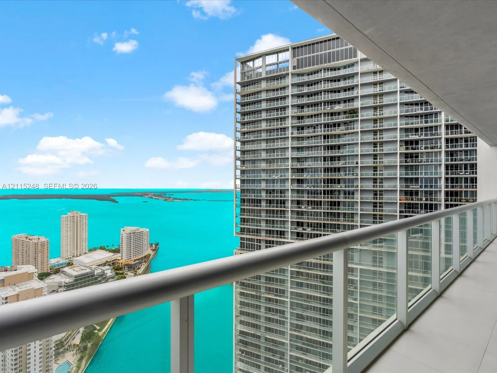 465 Brickell Avenue #4605