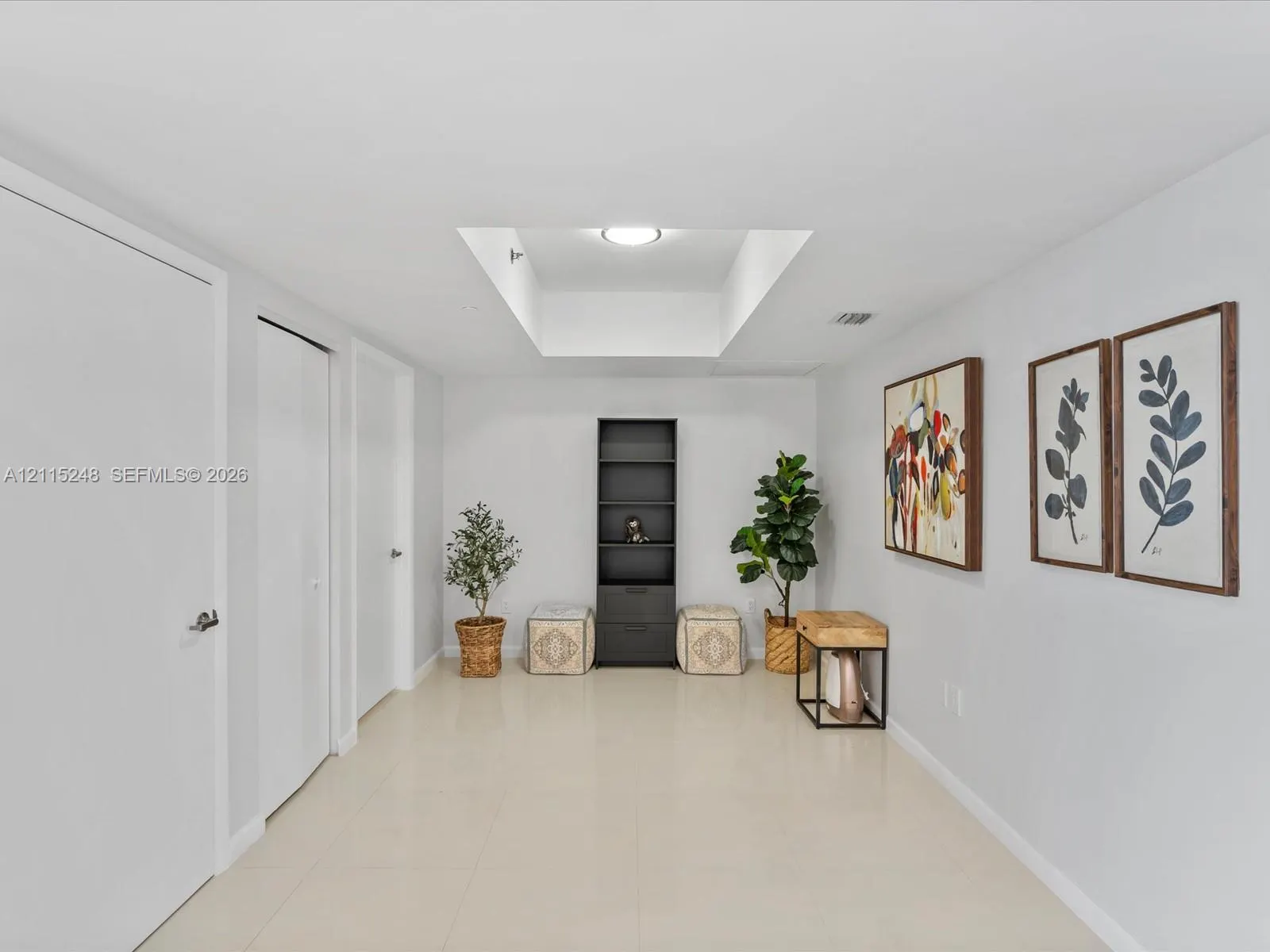 465 Brickell Avenue #4605