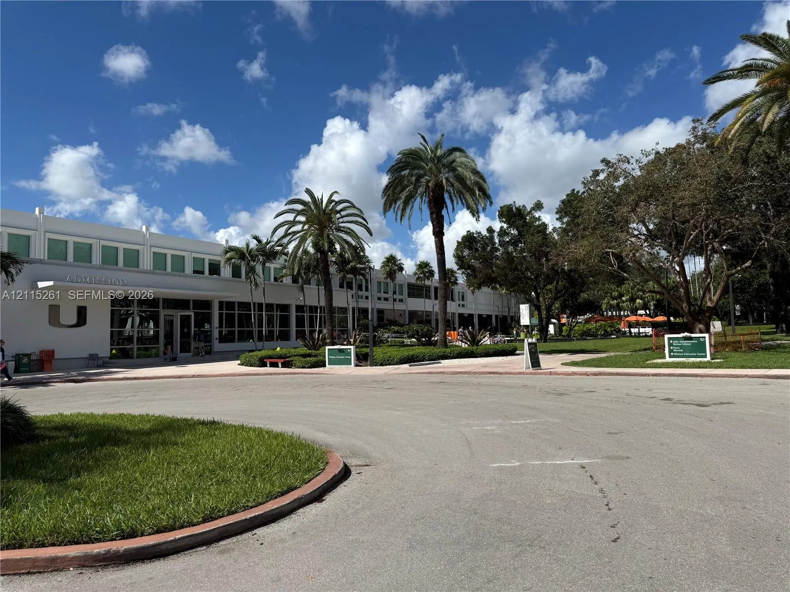 1205 Mariposa Avenue #302