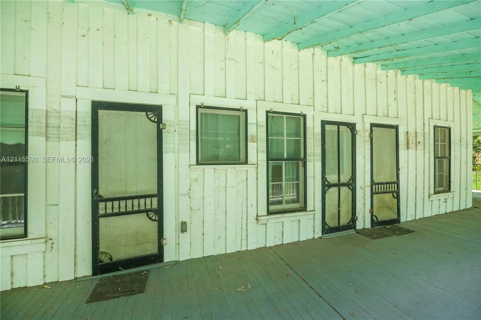 160 Curry Street