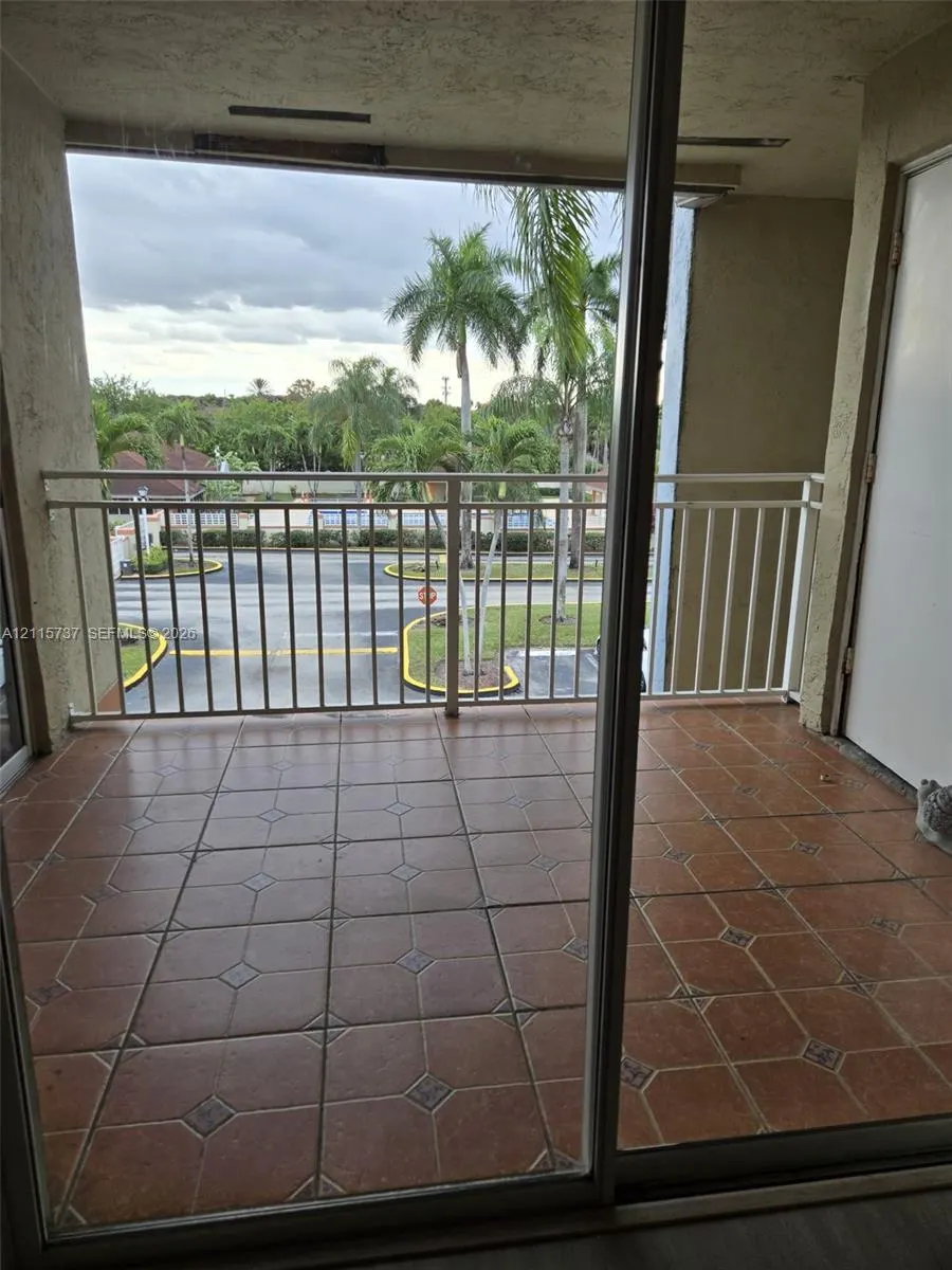 18810 NW 57th Avenue #307