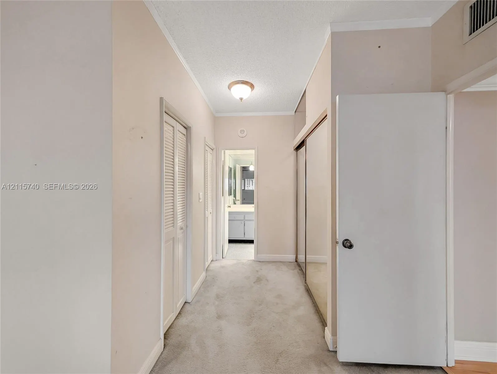 4330 Hillcrest Drive #1019