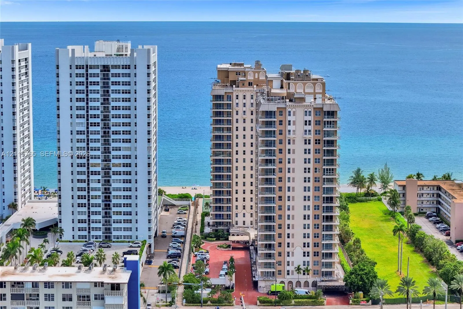 1920 S Ocean Drive #16B