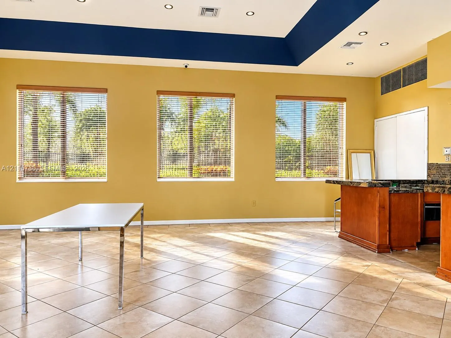 2494 Centergate Drive #202