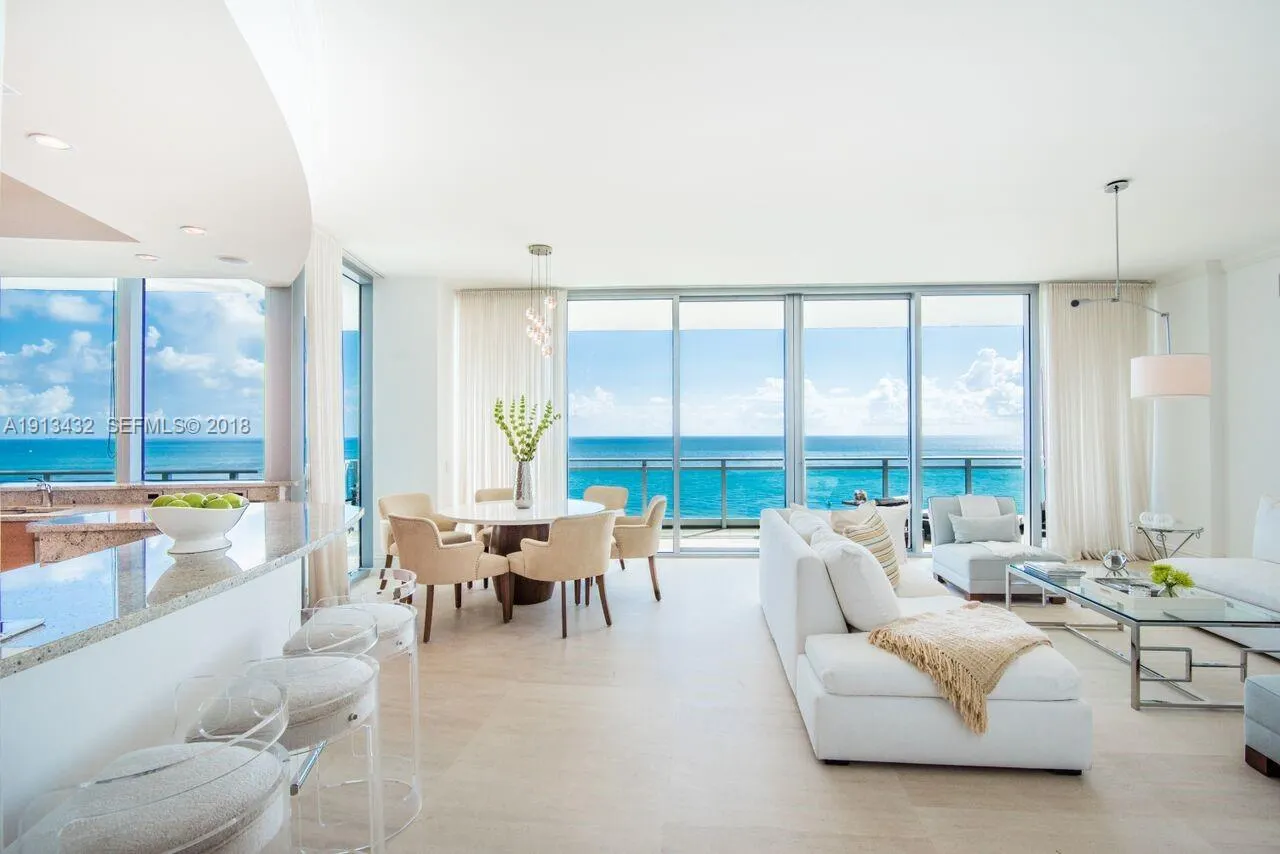 10295 Collins Avenue #1202