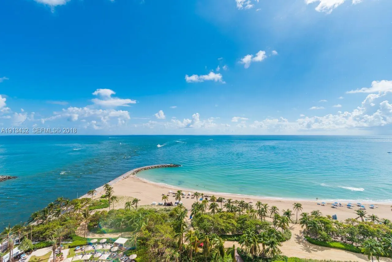 10295 Collins Avenue #1202
