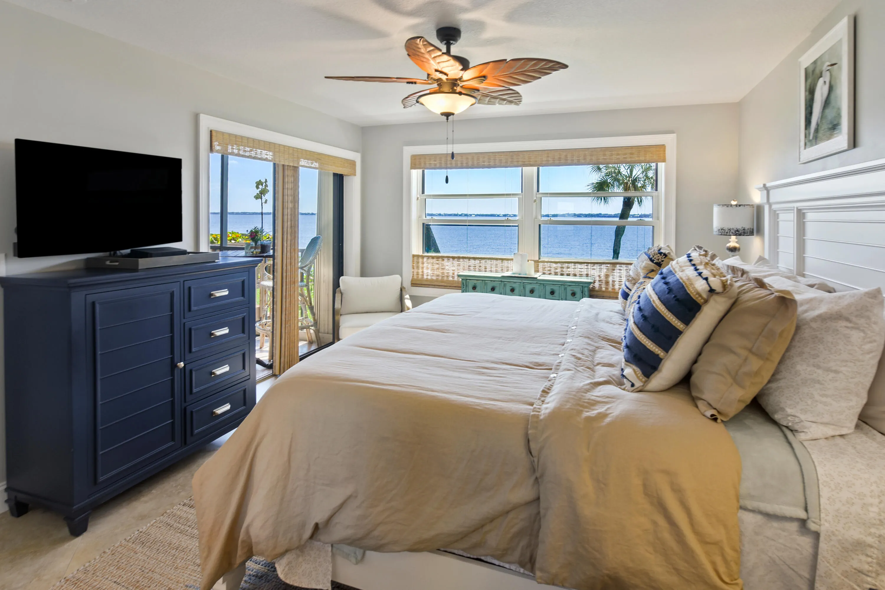 4440 NE Sandpebble Trace #104