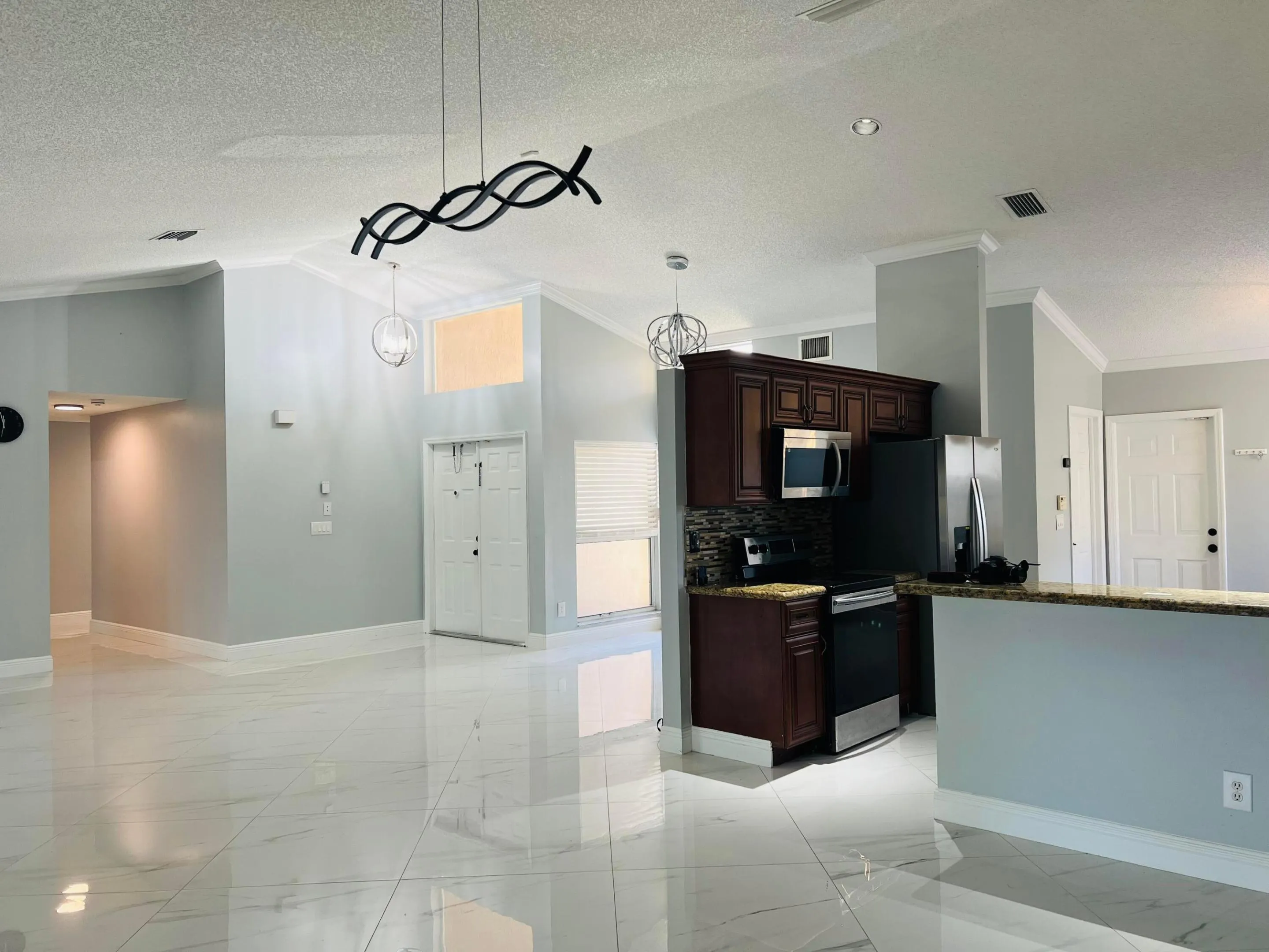 12623 SW 8th Court