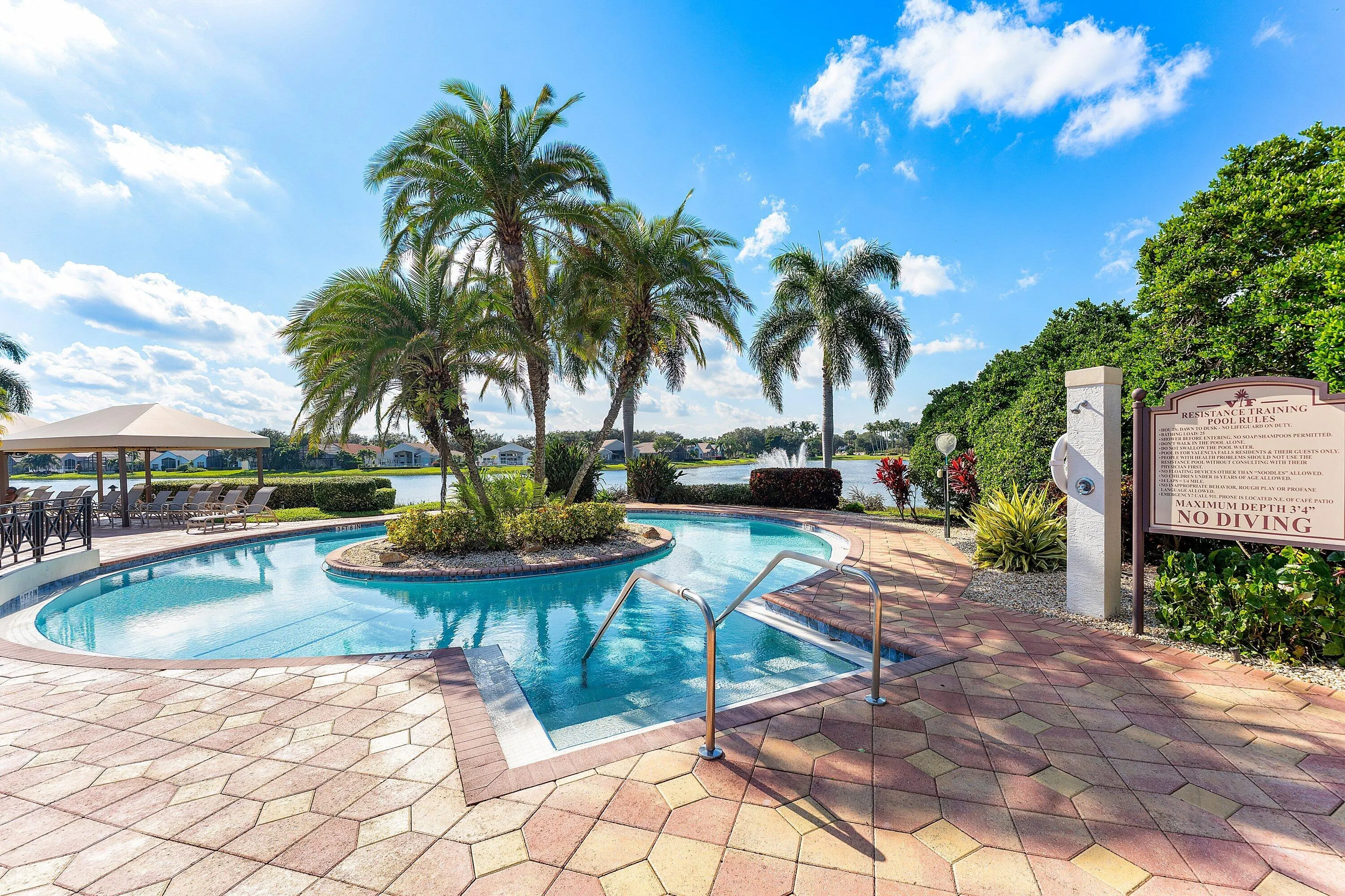 13587 Barcelona Lake Circle