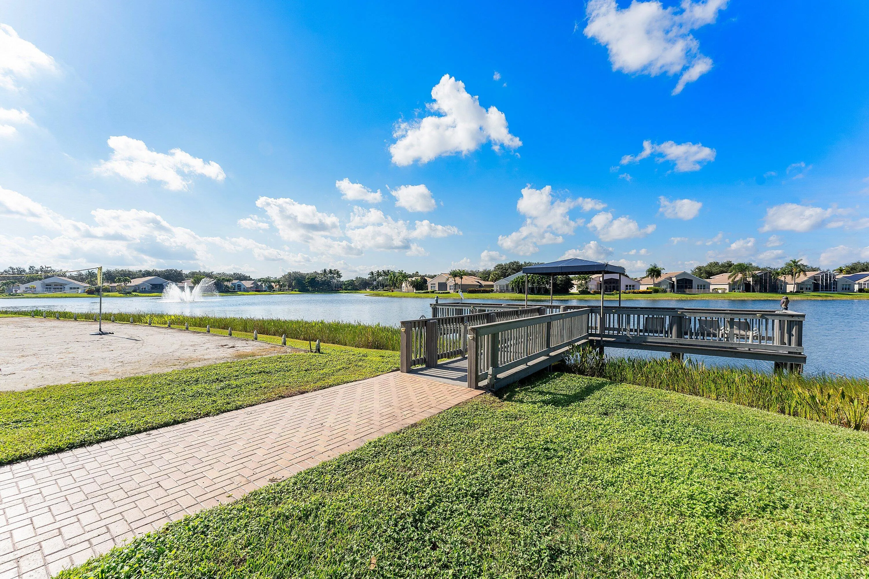 13587 Barcelona Lake Circle