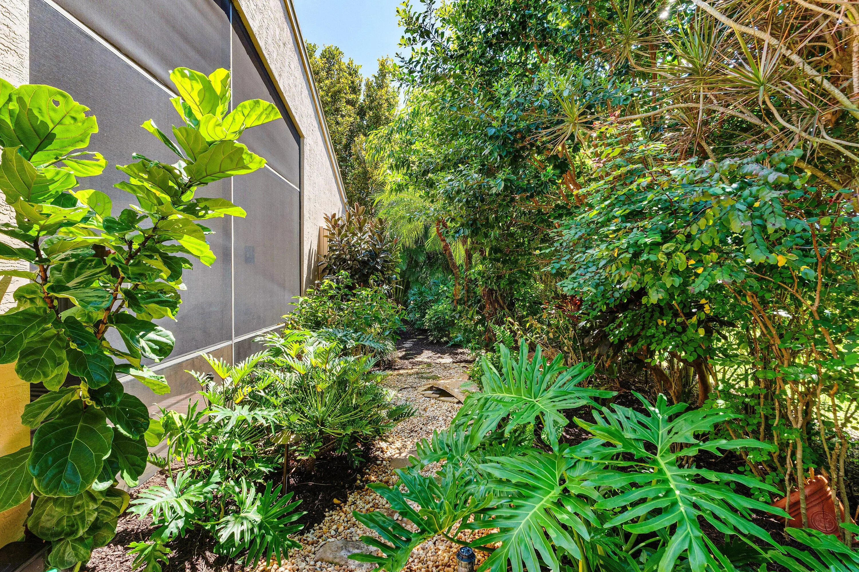 13587 Barcelona Lake Circle