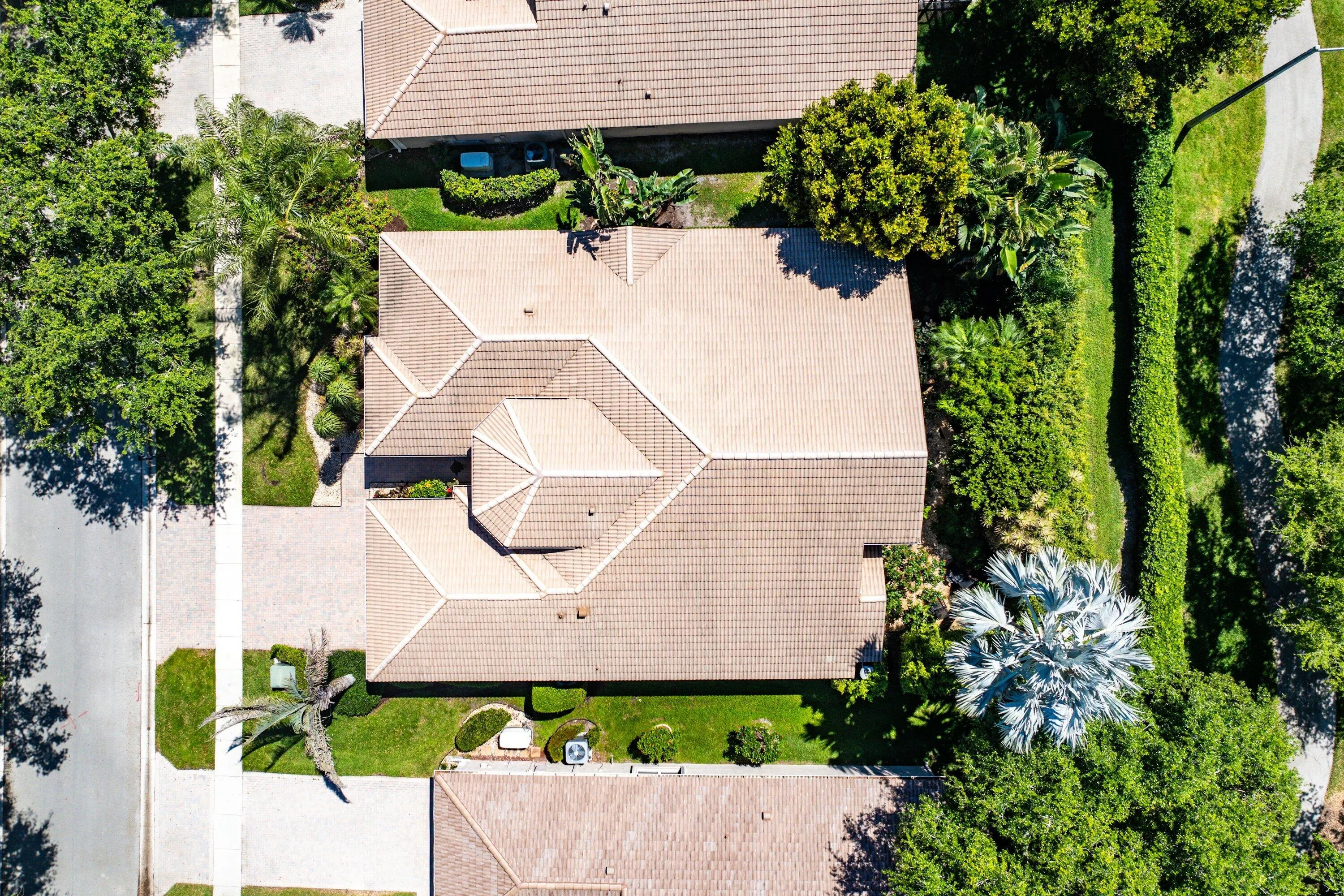 13587 Barcelona Lake Circle