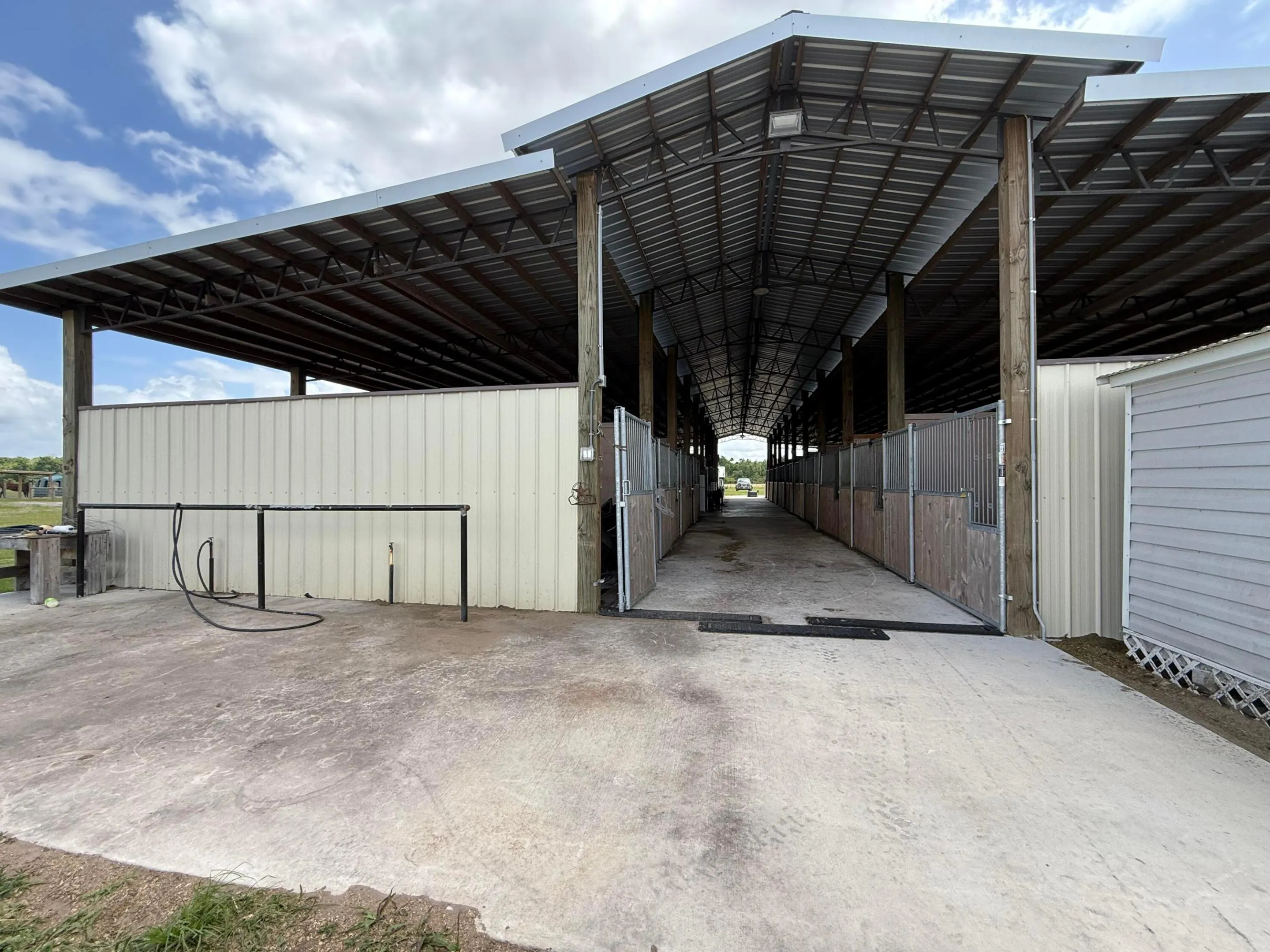 33700 Hwy 441