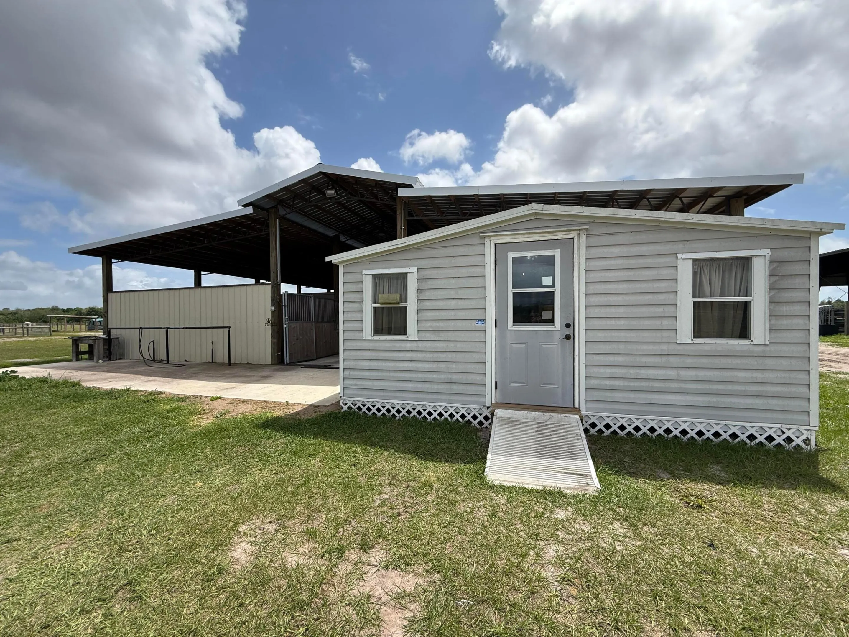 33700 Hwy 441