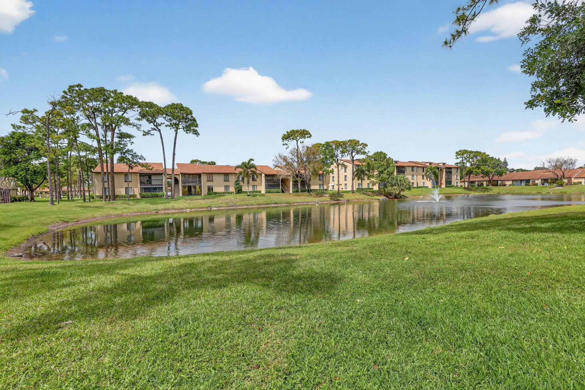 624 Sea Pine Way #B3