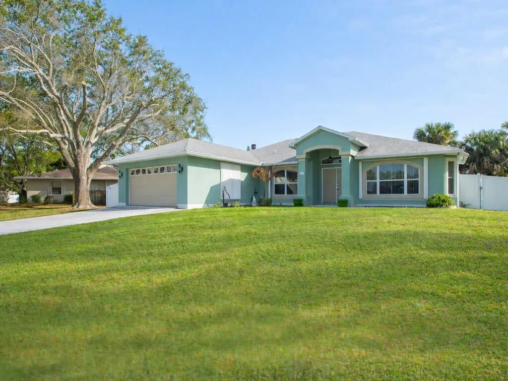 492 Biscayne Lane