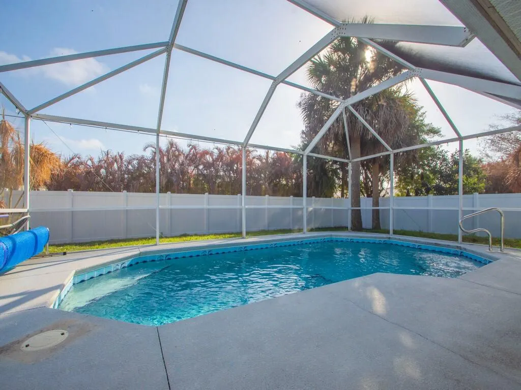 492 Biscayne Lane