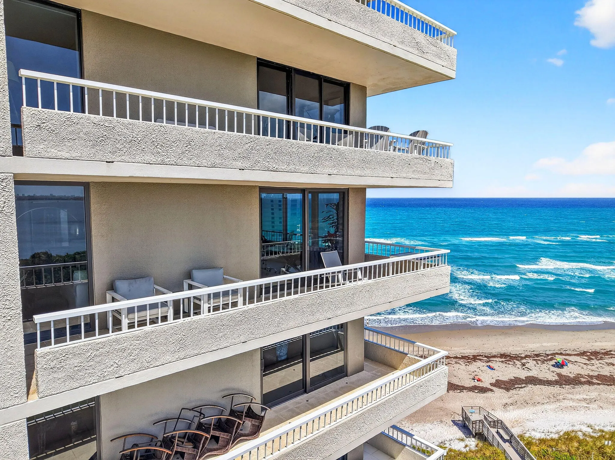 5540 N Ocean Drive #9b