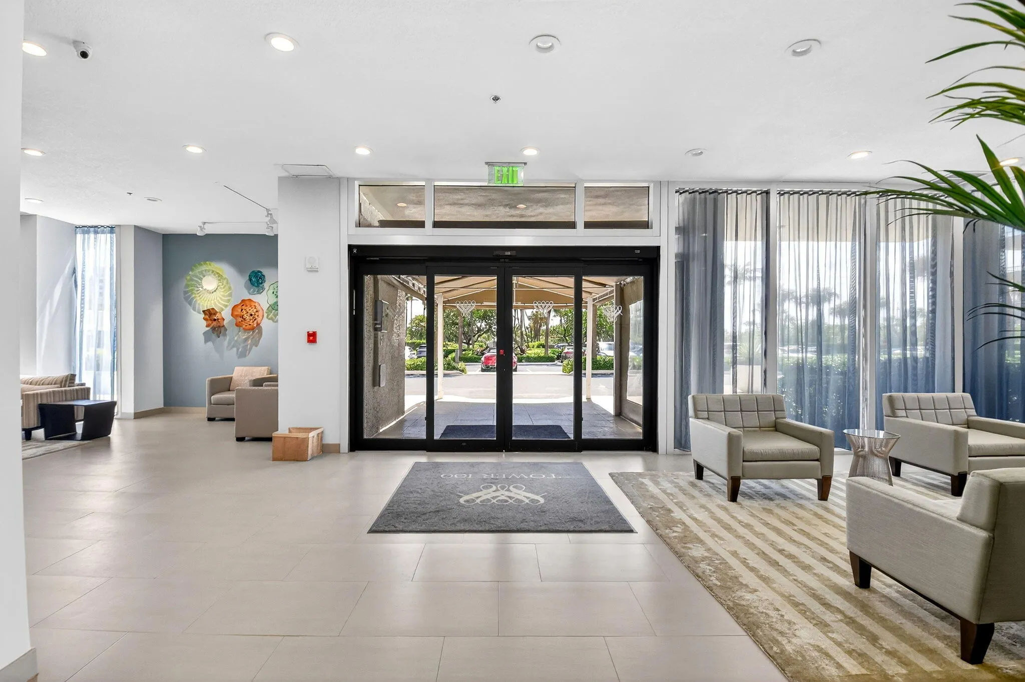 5540 N Ocean Drive #9b
