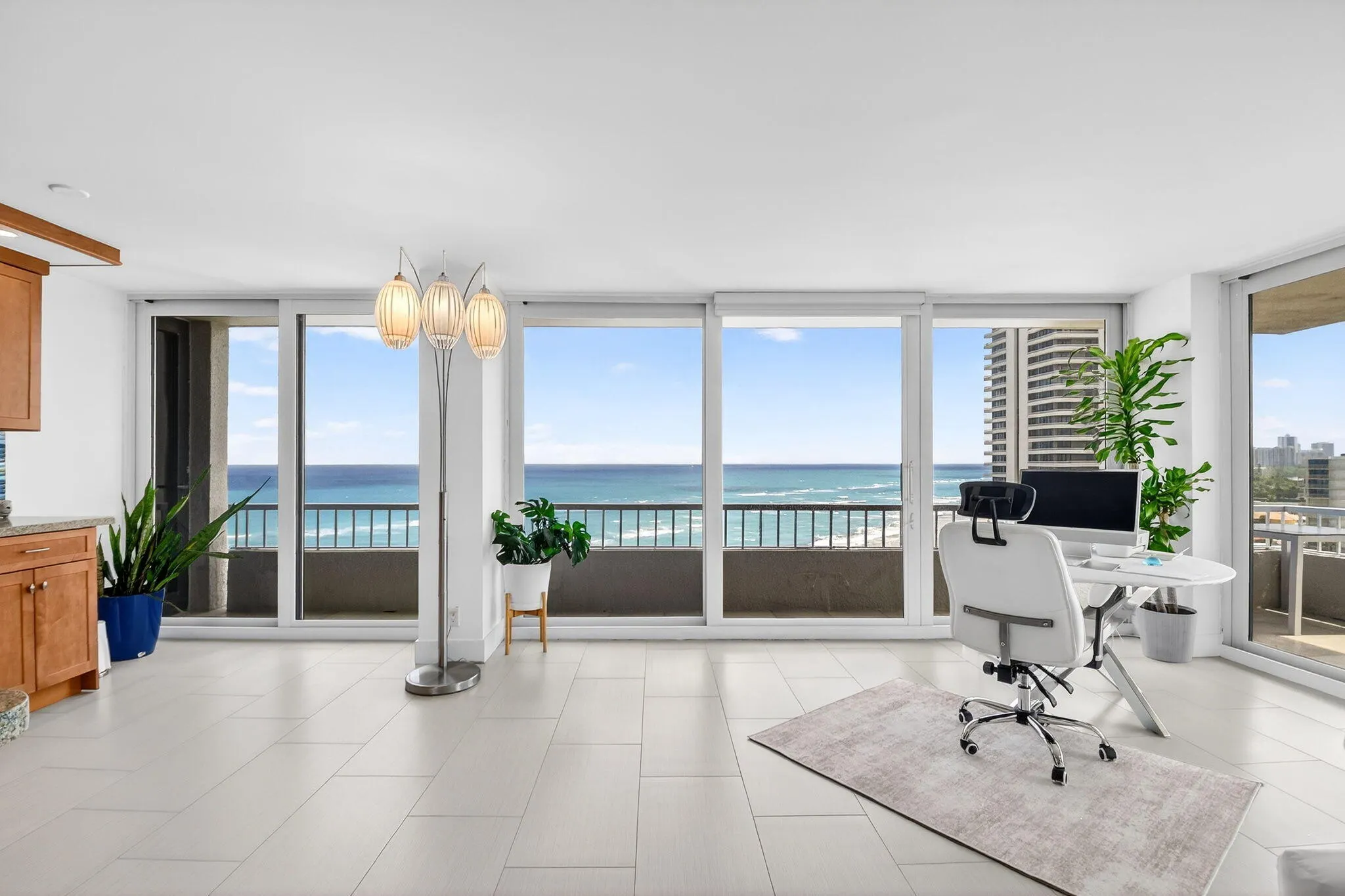 5540 N Ocean Drive #9b
