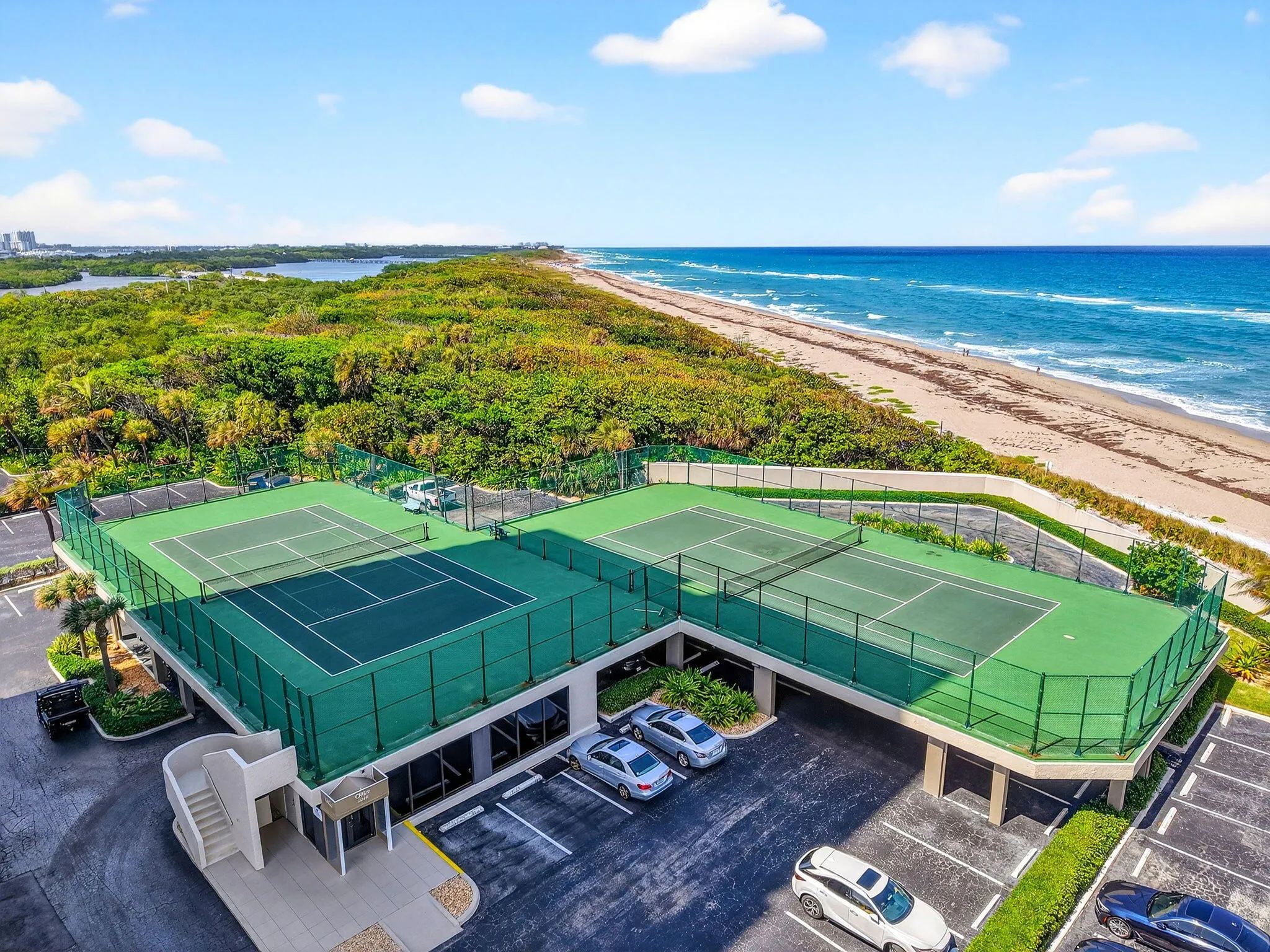5540 N Ocean Drive #9b