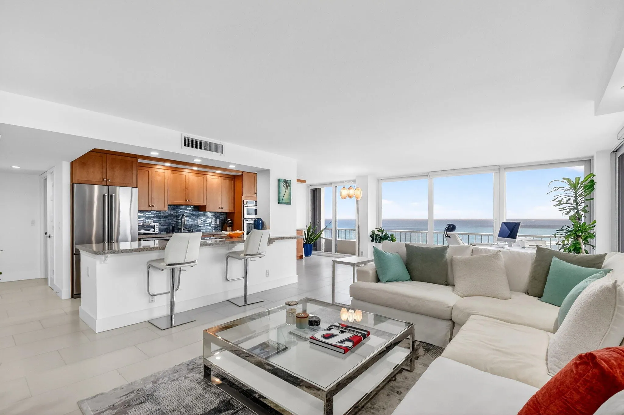 5540 N Ocean Drive #9b