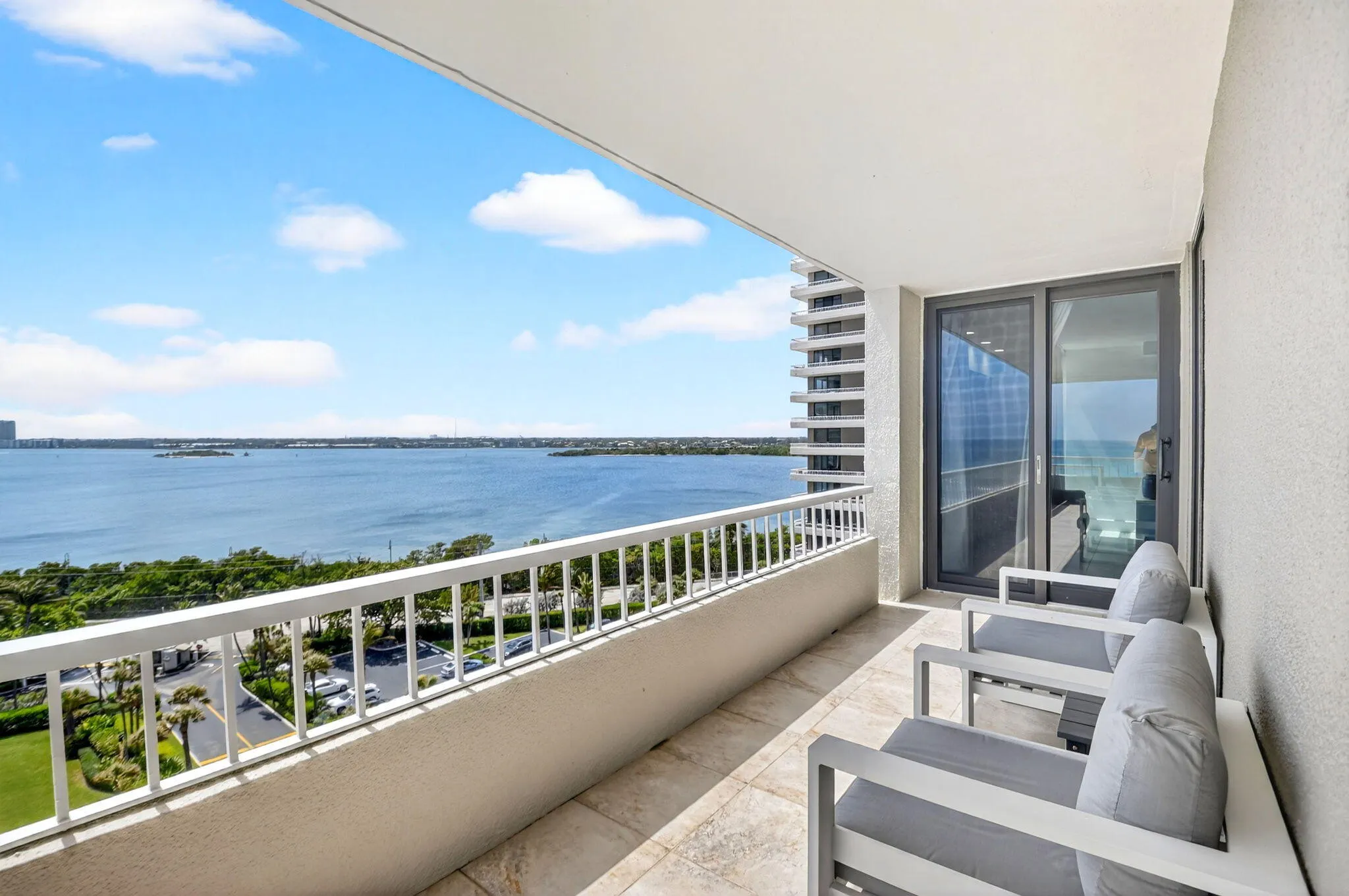 5540 N Ocean Drive #9b