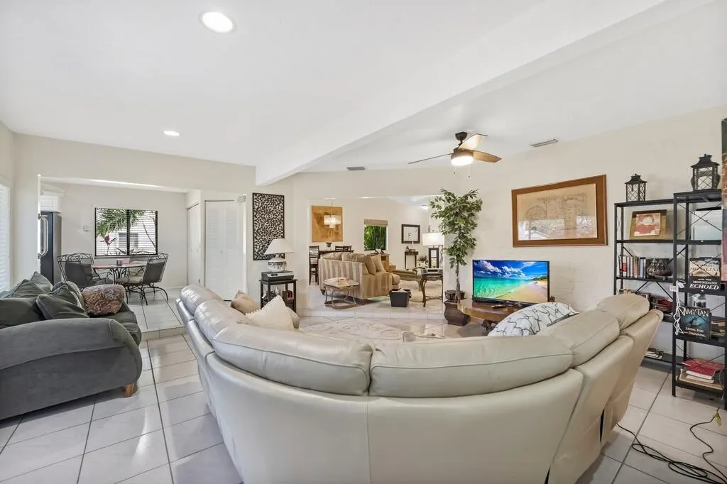 1260 NW 24th Avenue