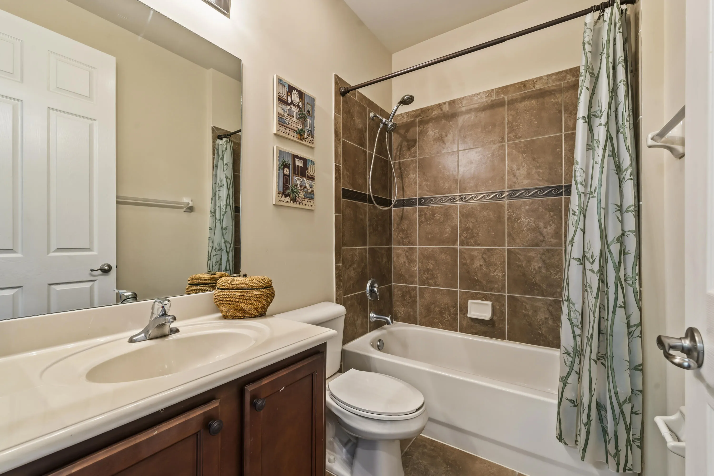 6513 Monterey Point #201