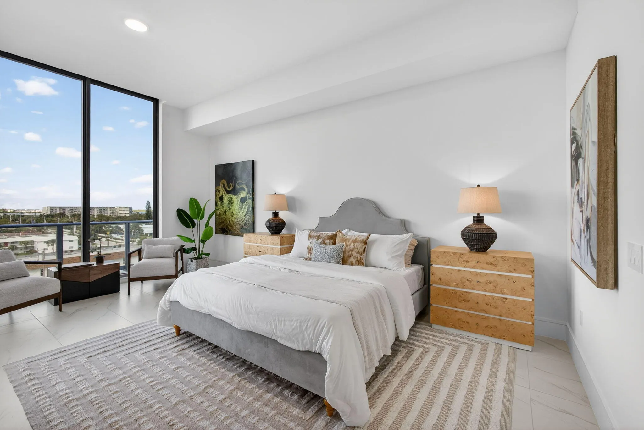 220 Lake Shore Drive #609