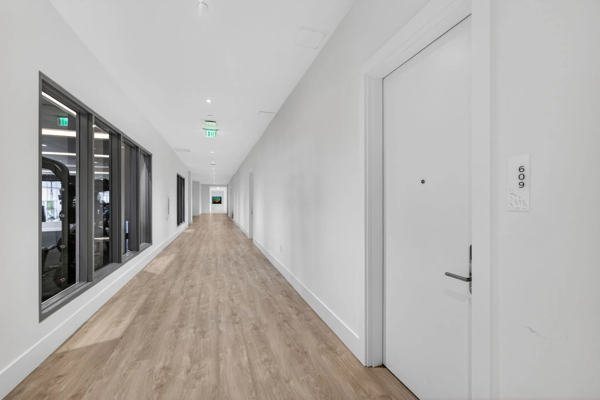 220 Lake Shore Drive #609