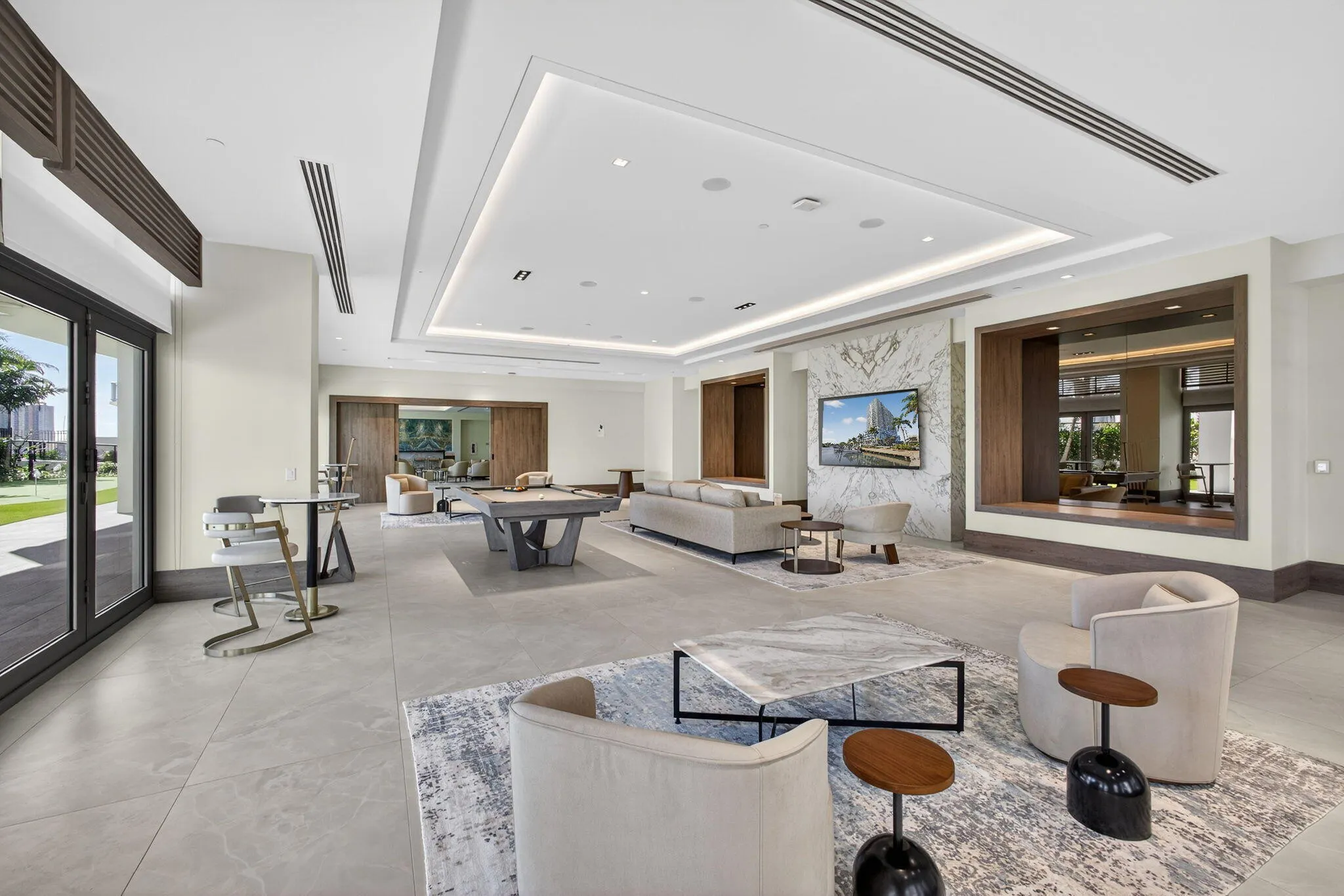 220 Lake Shore Drive #609