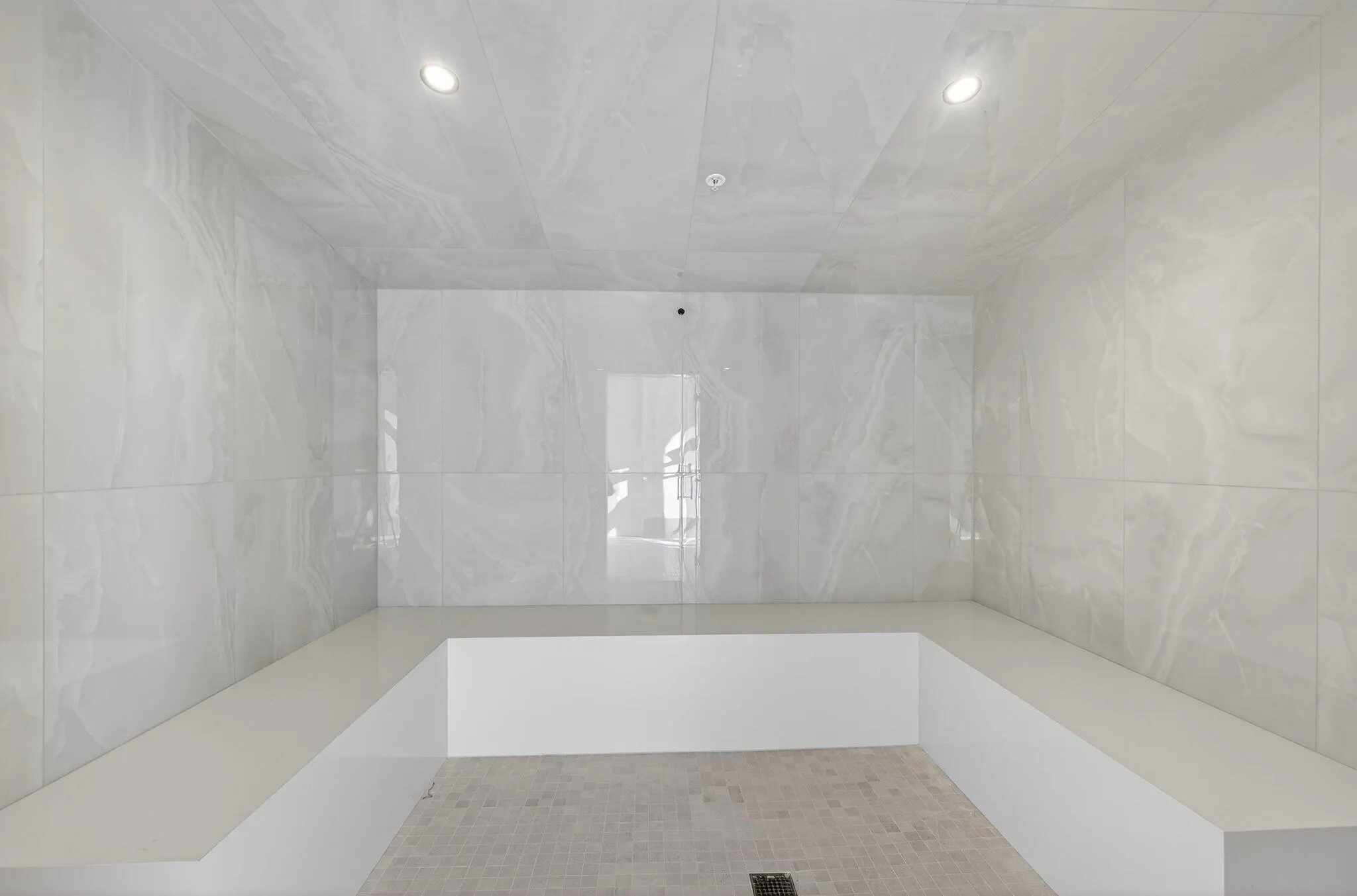 220 Lake Shore Drive #609
