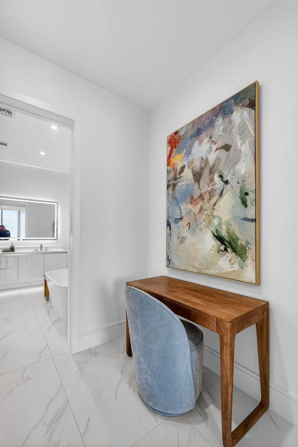220 Lake Shore Drive #609
