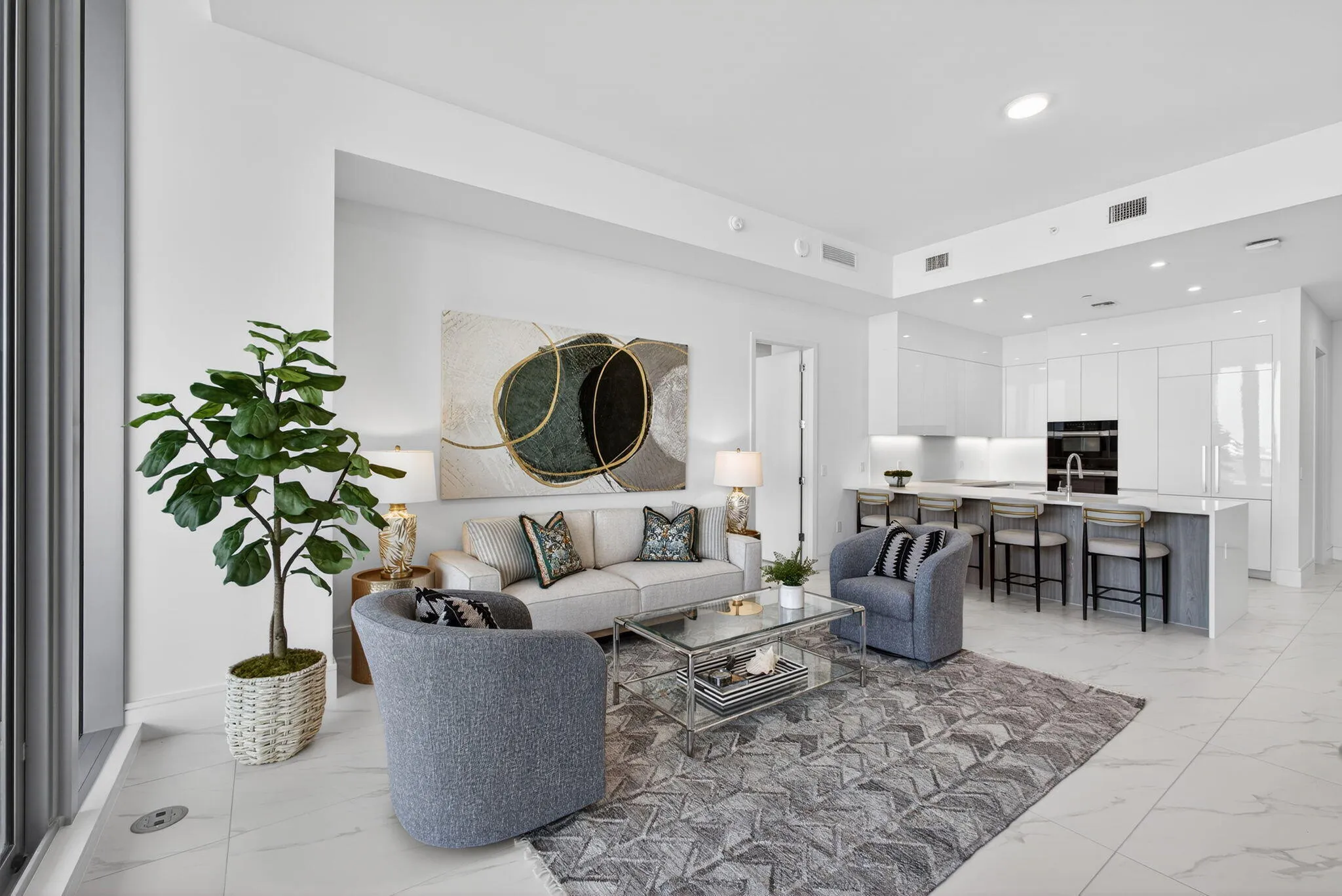 220 Lake Shore Drive #609