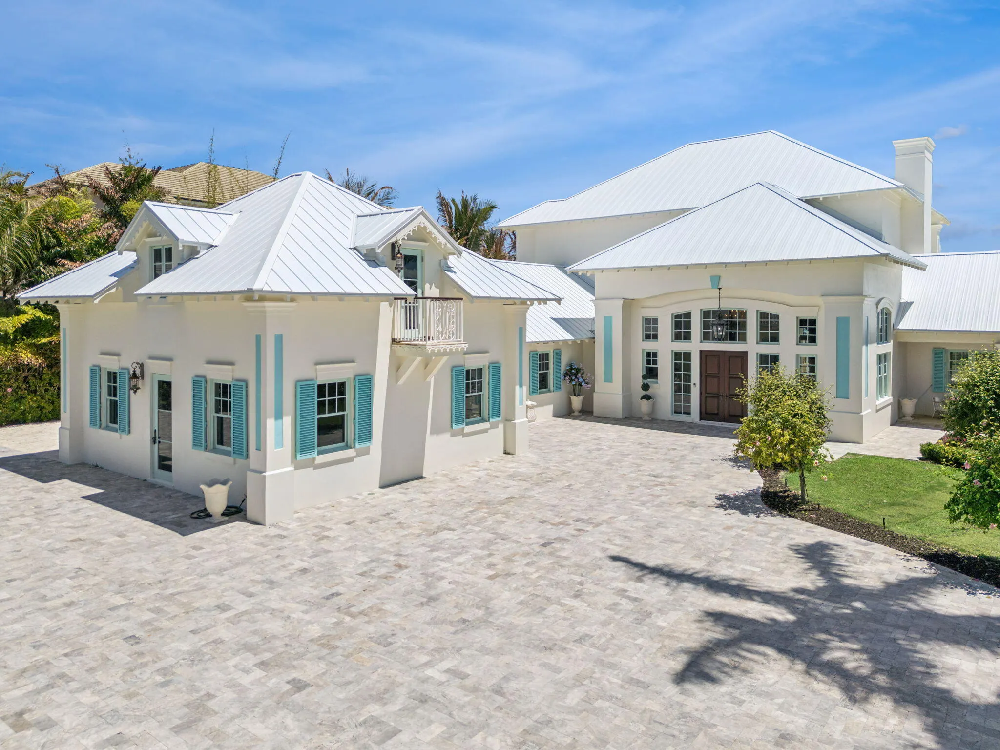716 Reef Road