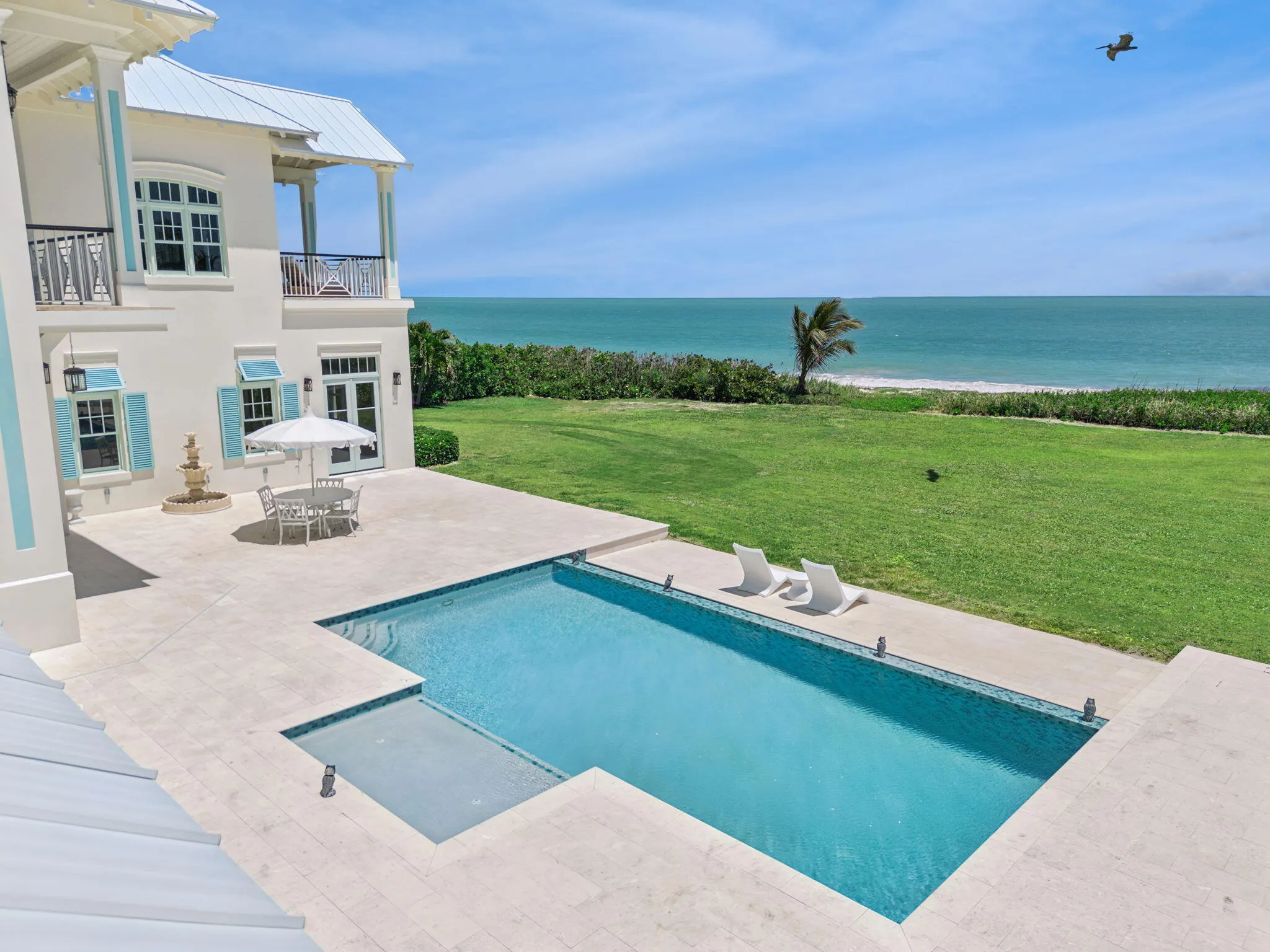 716 Reef Road