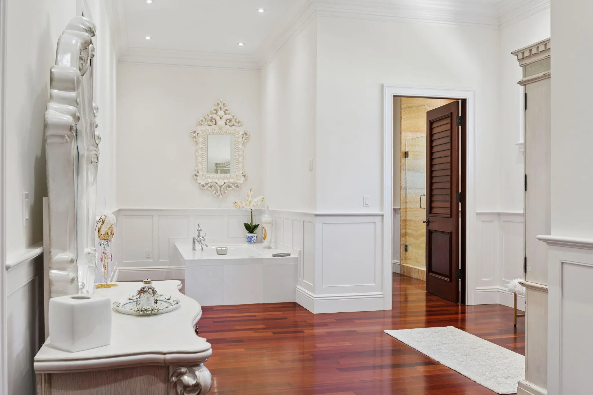 716 Reef Road