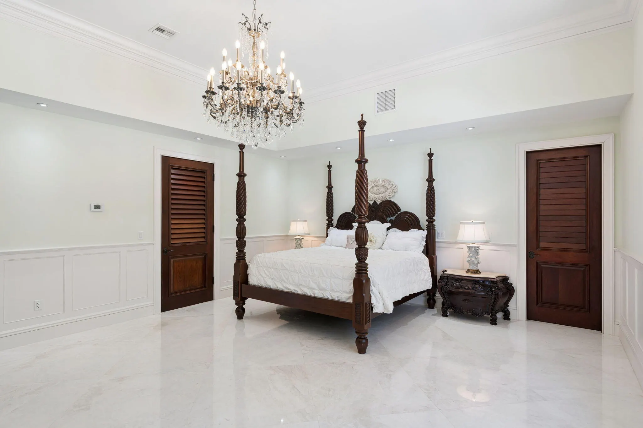 716 Reef Road