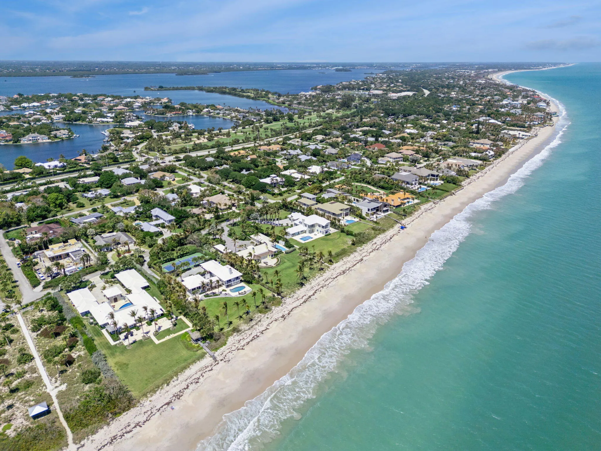 716 Reef Road