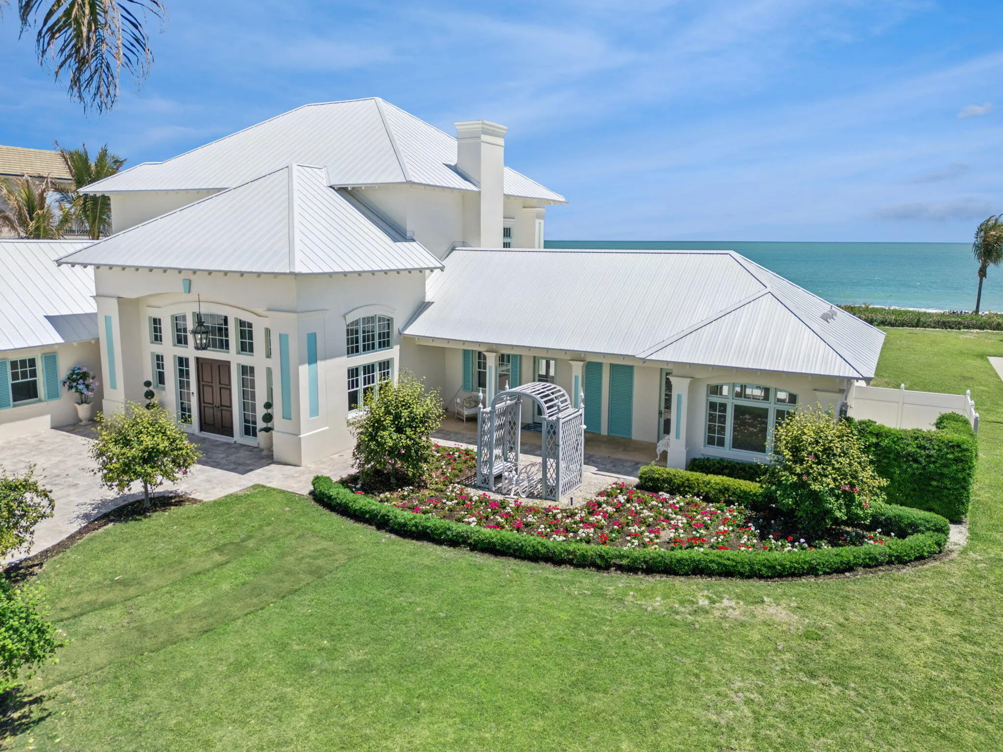 716 Reef Road