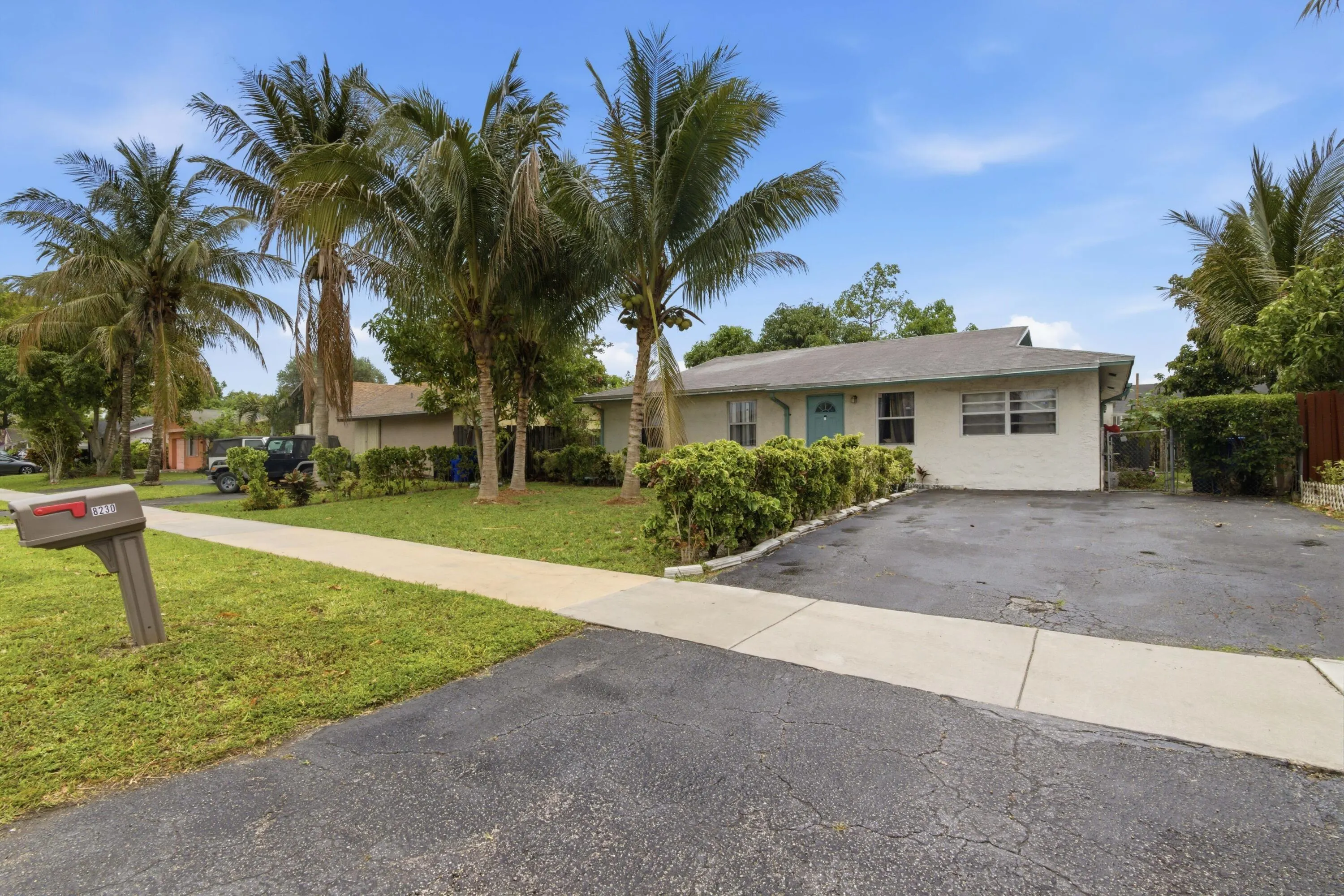 8230 SW 4th Place