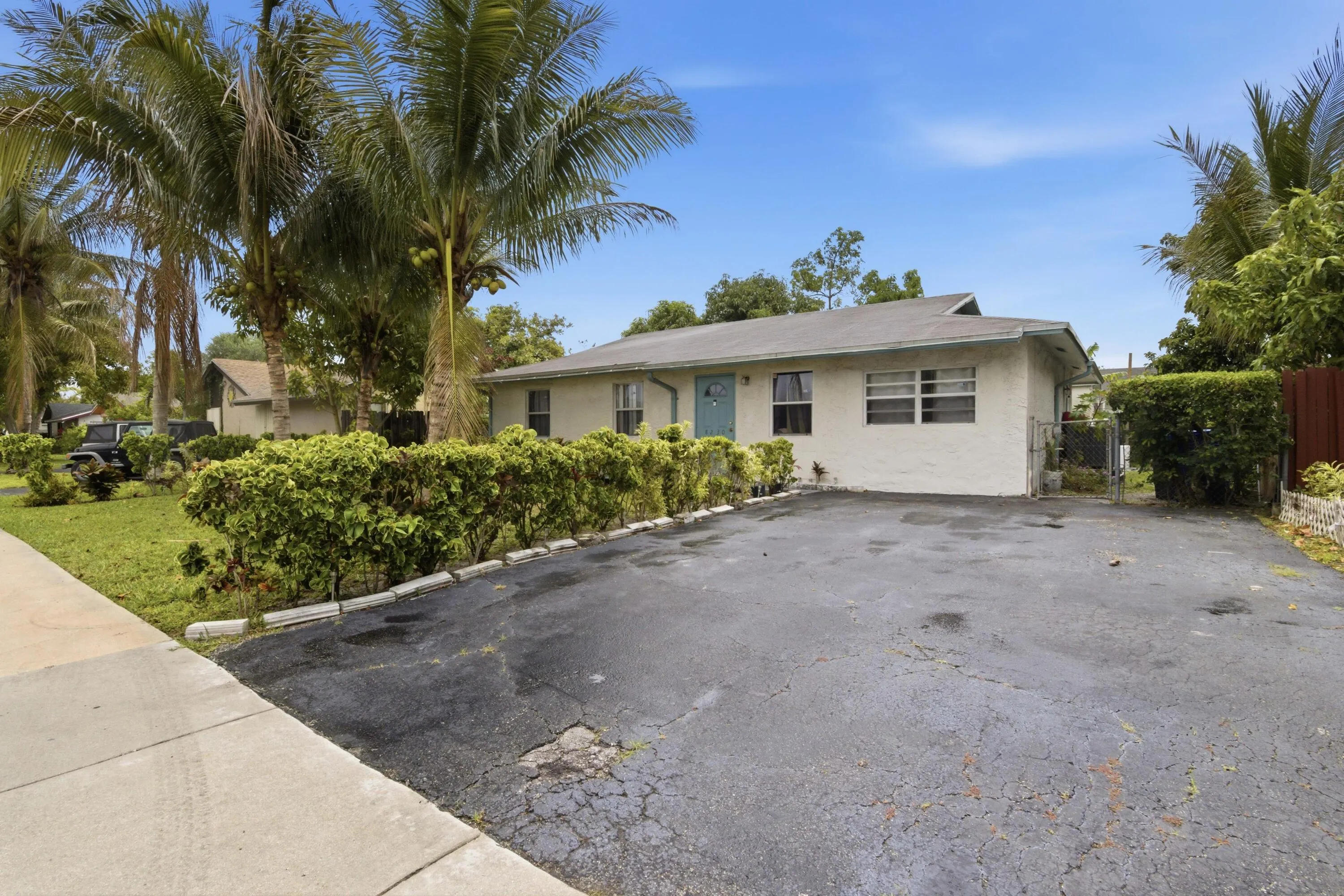 8230 SW 4th Place
