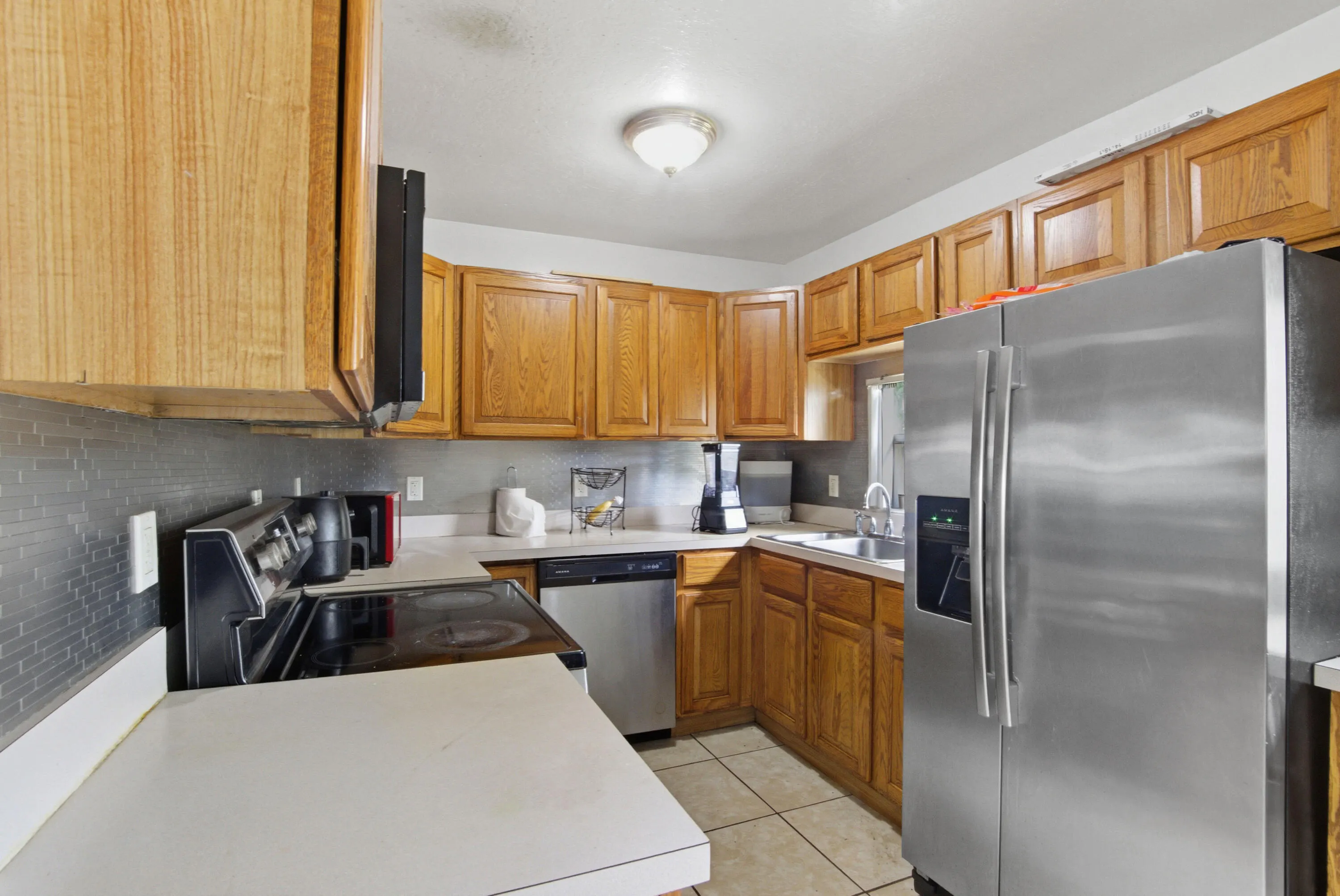8230 SW 4th Place