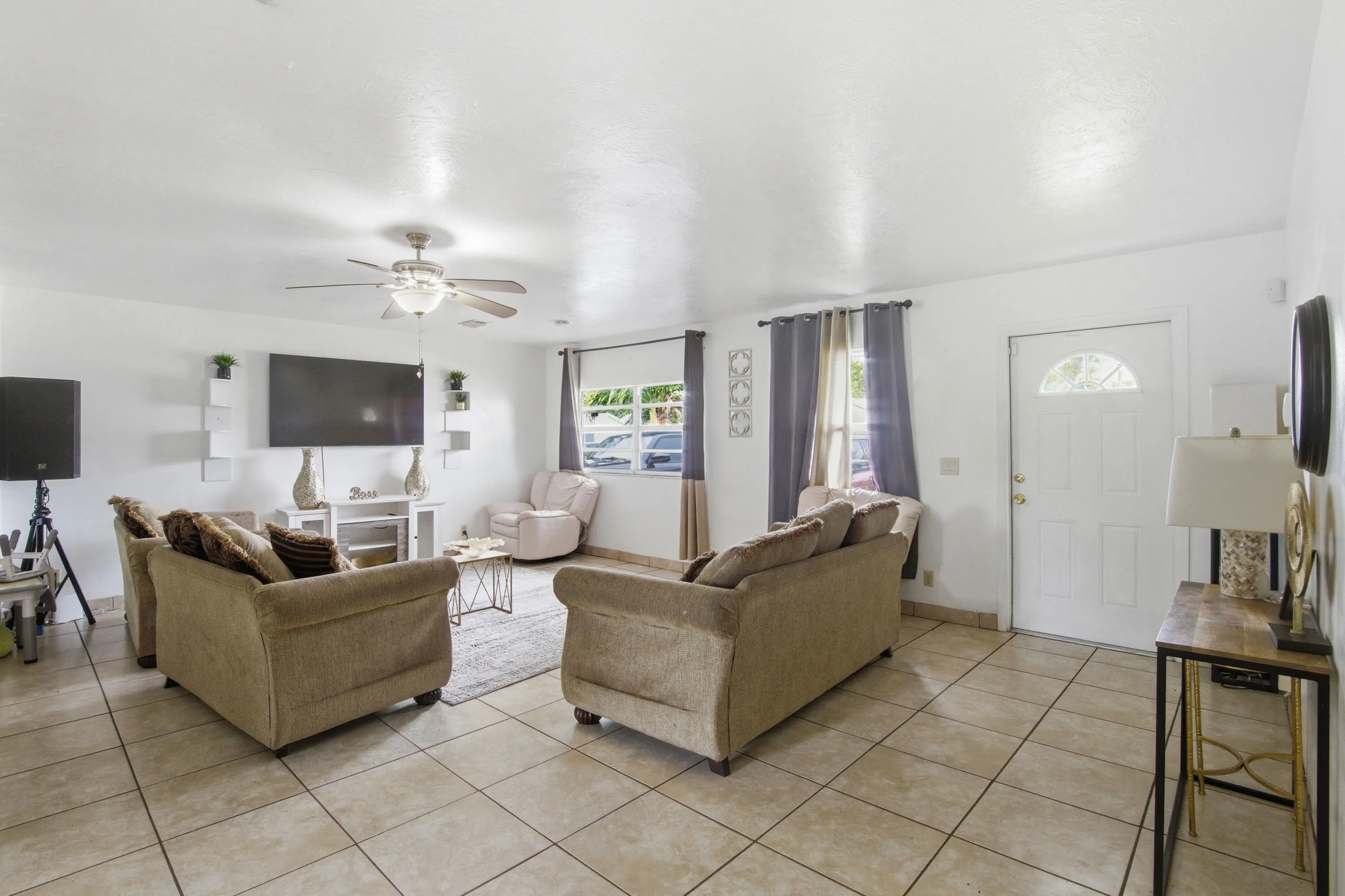 8230 SW 4th Place