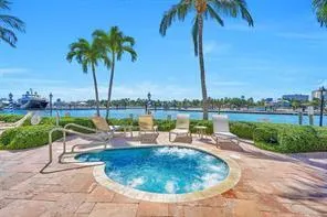 1 Las Olas Circle #1211