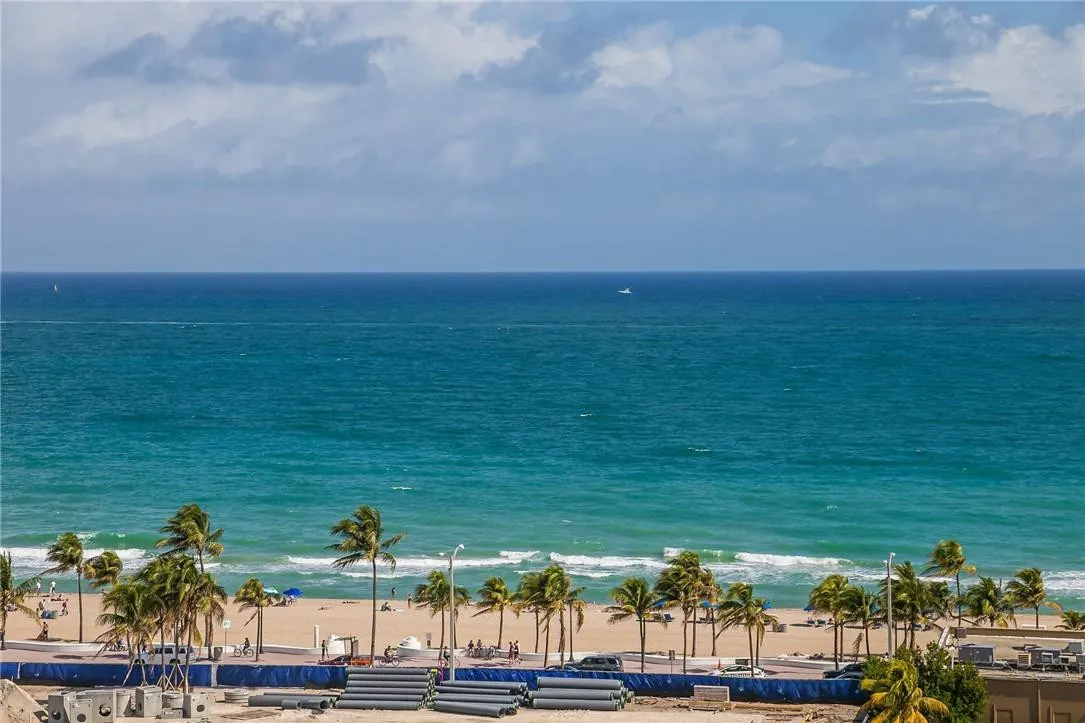 1 Las Olas Circle #1211