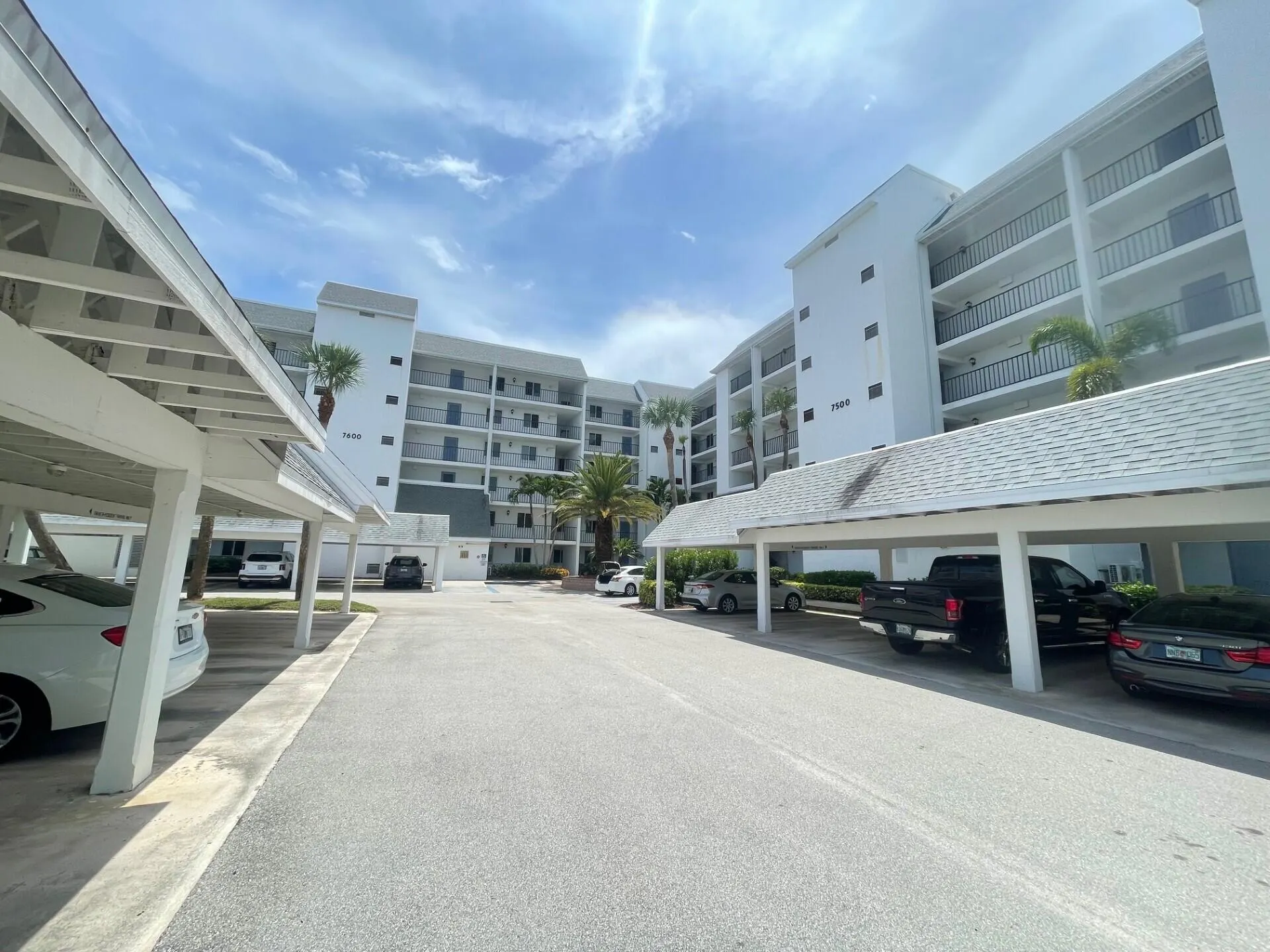 2400 S Ocean Drive #7642