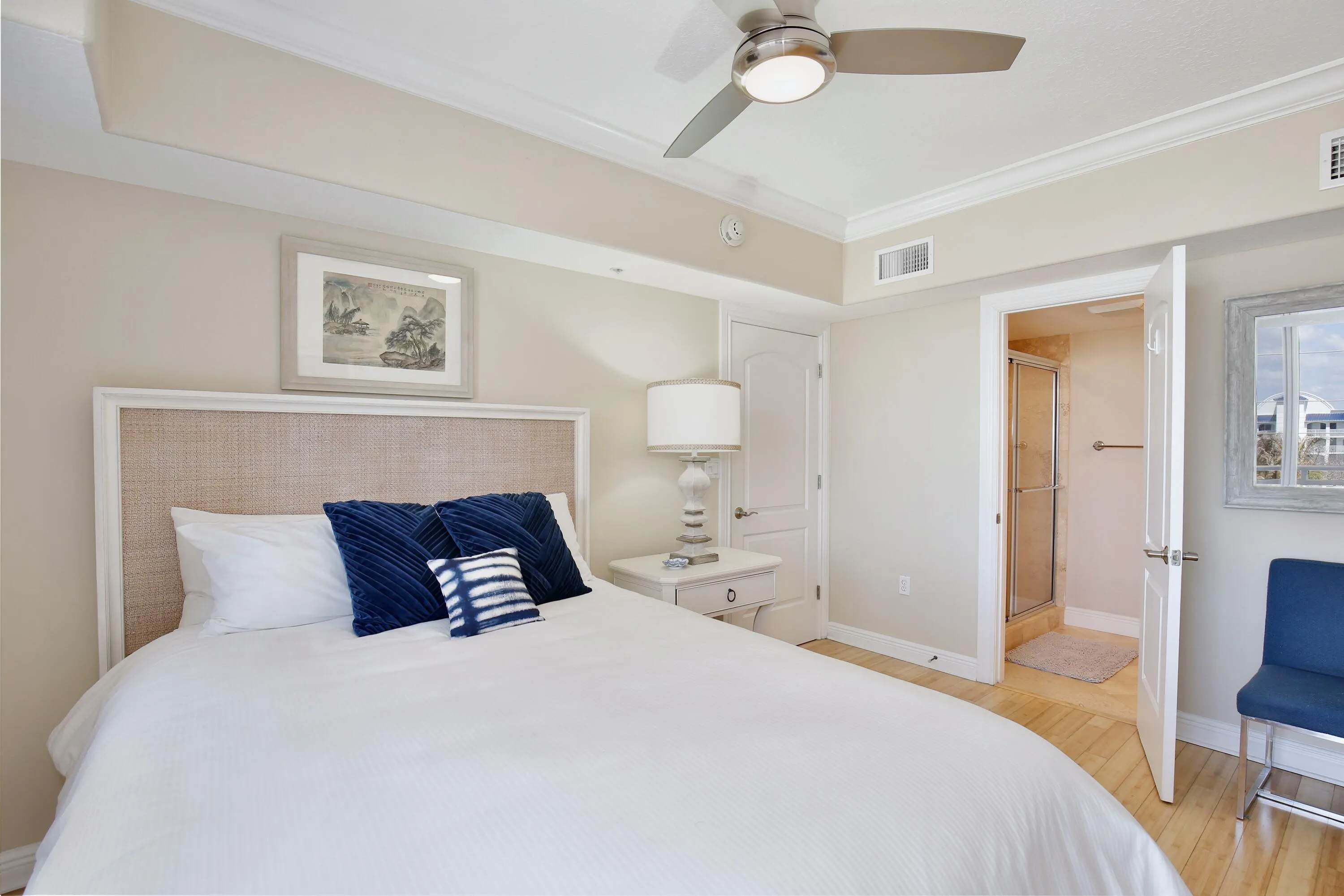 2465 S Atlantic Avenue #401