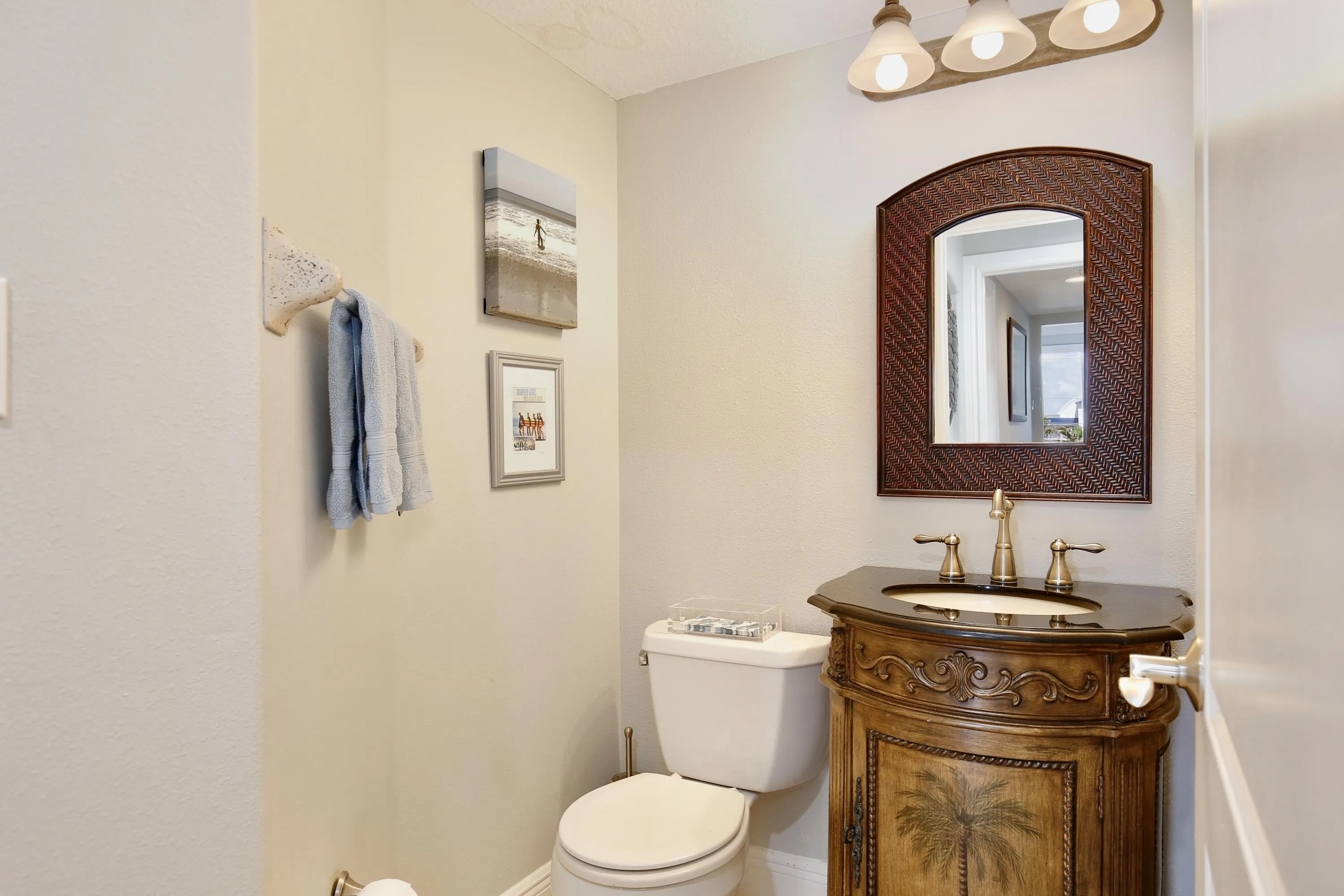 2465 S Atlantic Avenue #401
